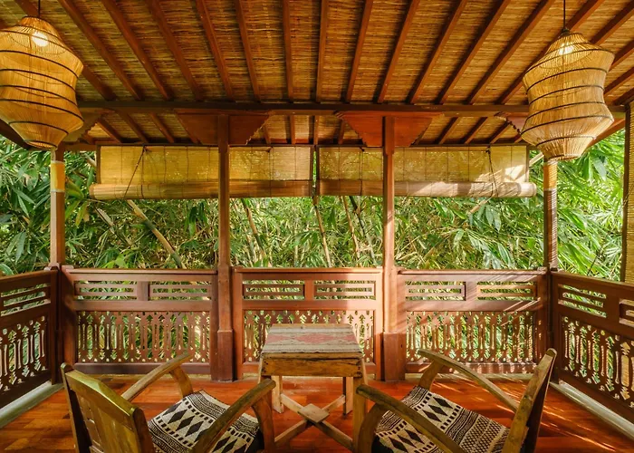 Dharuna * Ubud