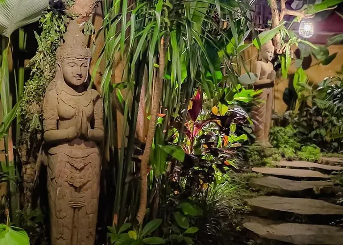 Dharuna * Ubud